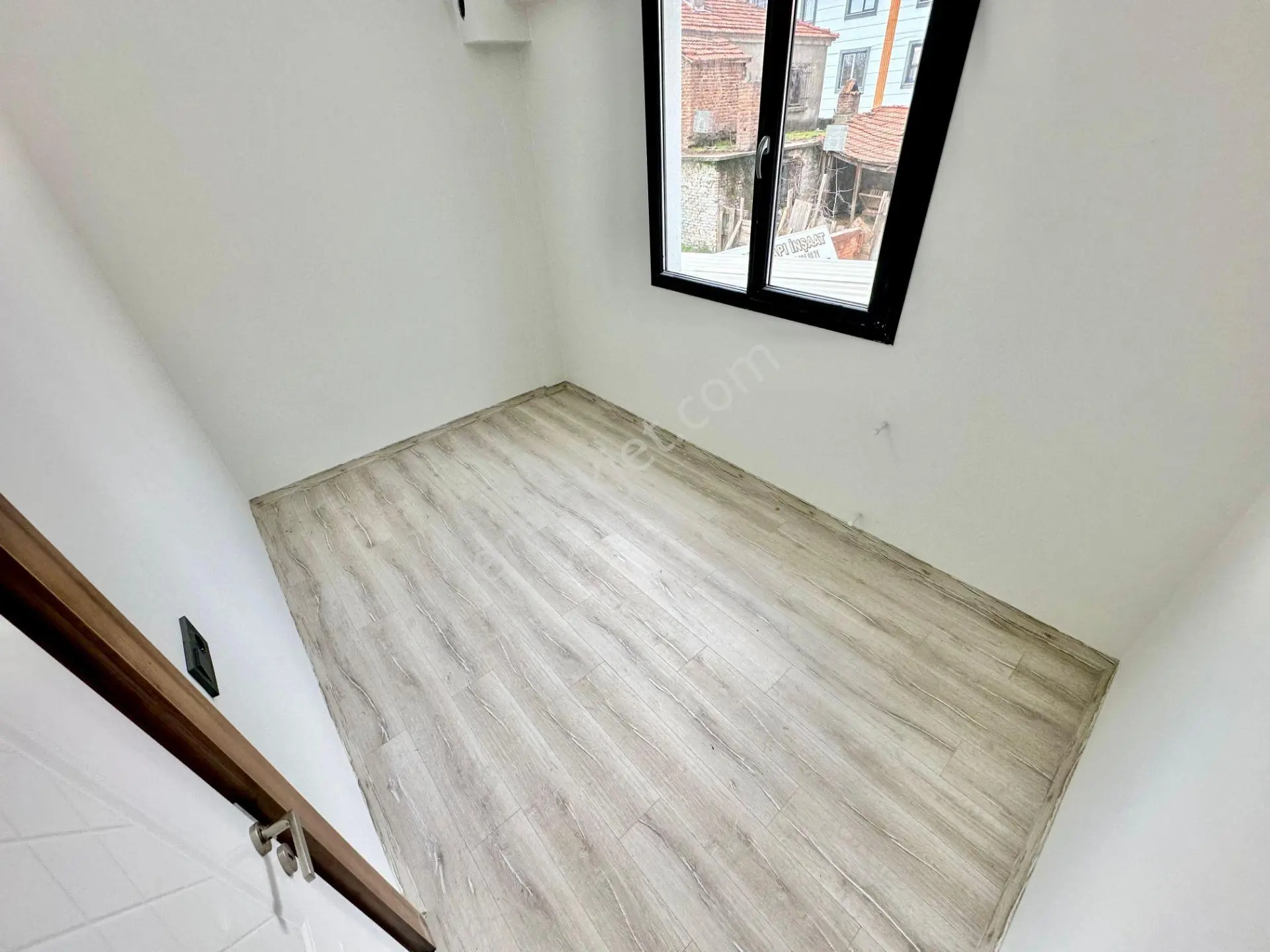 ꧁ay Emlaktan꧂oksijen Deposu Zeytinli'de Müstakil Tadında Bahçe Kullanımlı Kapalı Otoparklı 2+1 Daire — fotoğraf 23
