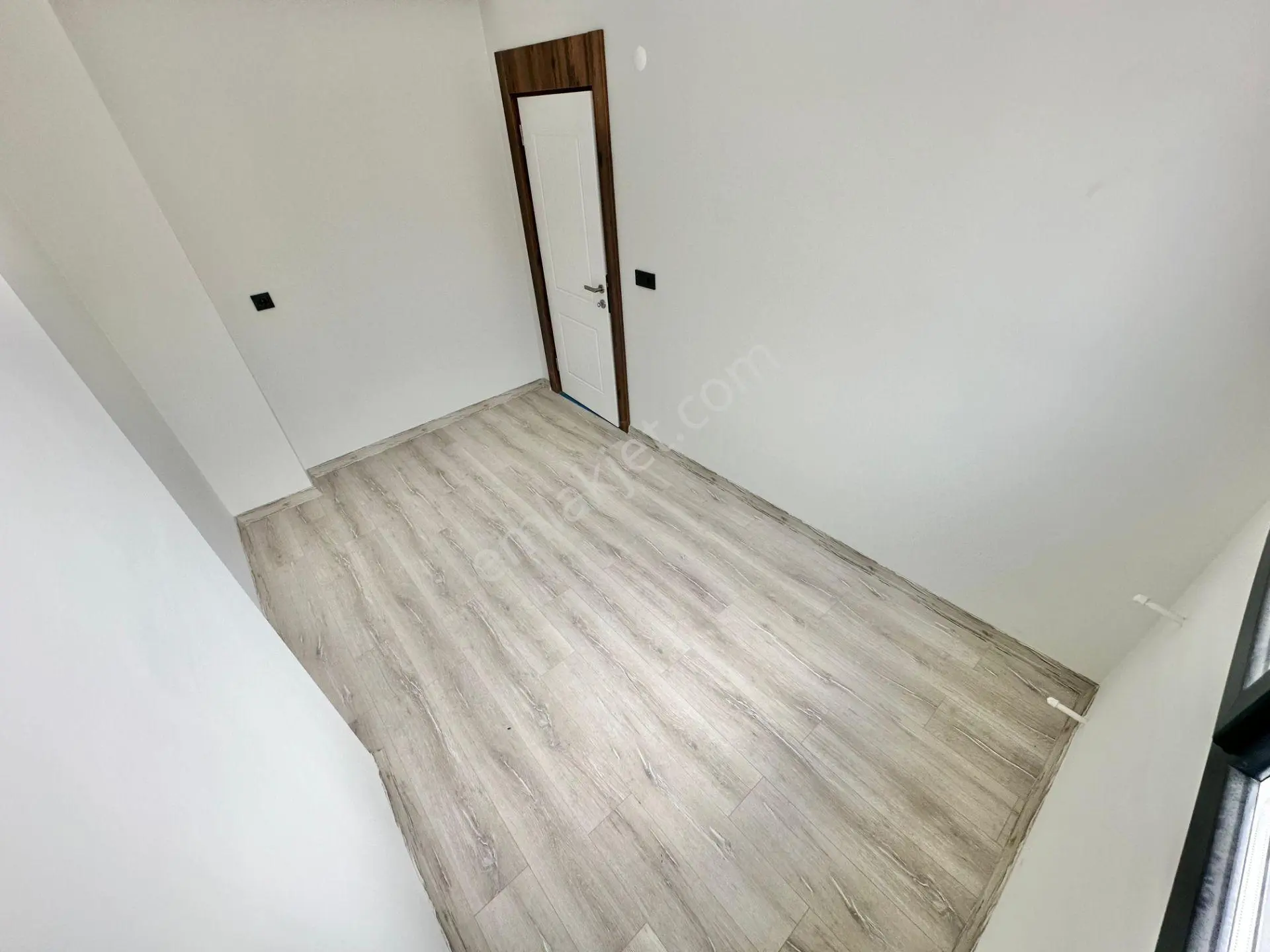 ꧁ay Emlaktan꧂oksijen Deposu Zeytinli'de Müstakil Tadında Bahçe Kullanımlı Kapalı Otoparklı 2+1 Daire — fotoğraf 24