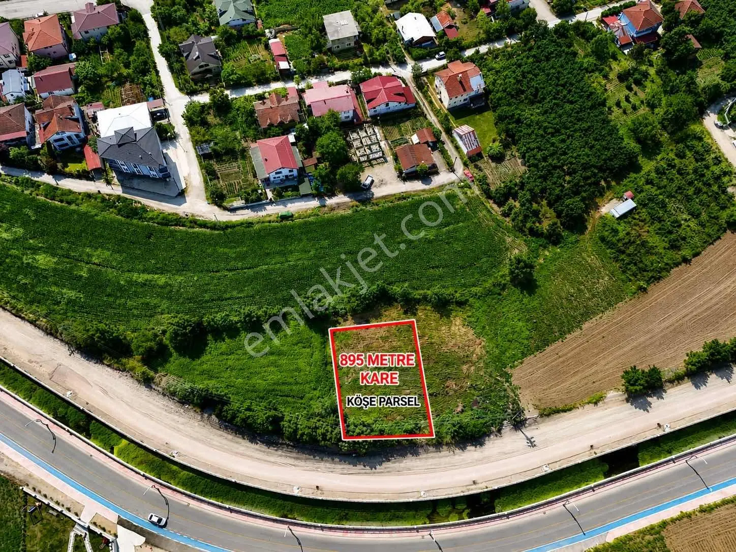 Mg Emlak | 895 M² Köşe Parsel Ana Yola Cephe Satılık Arsa — fotoğraf 2