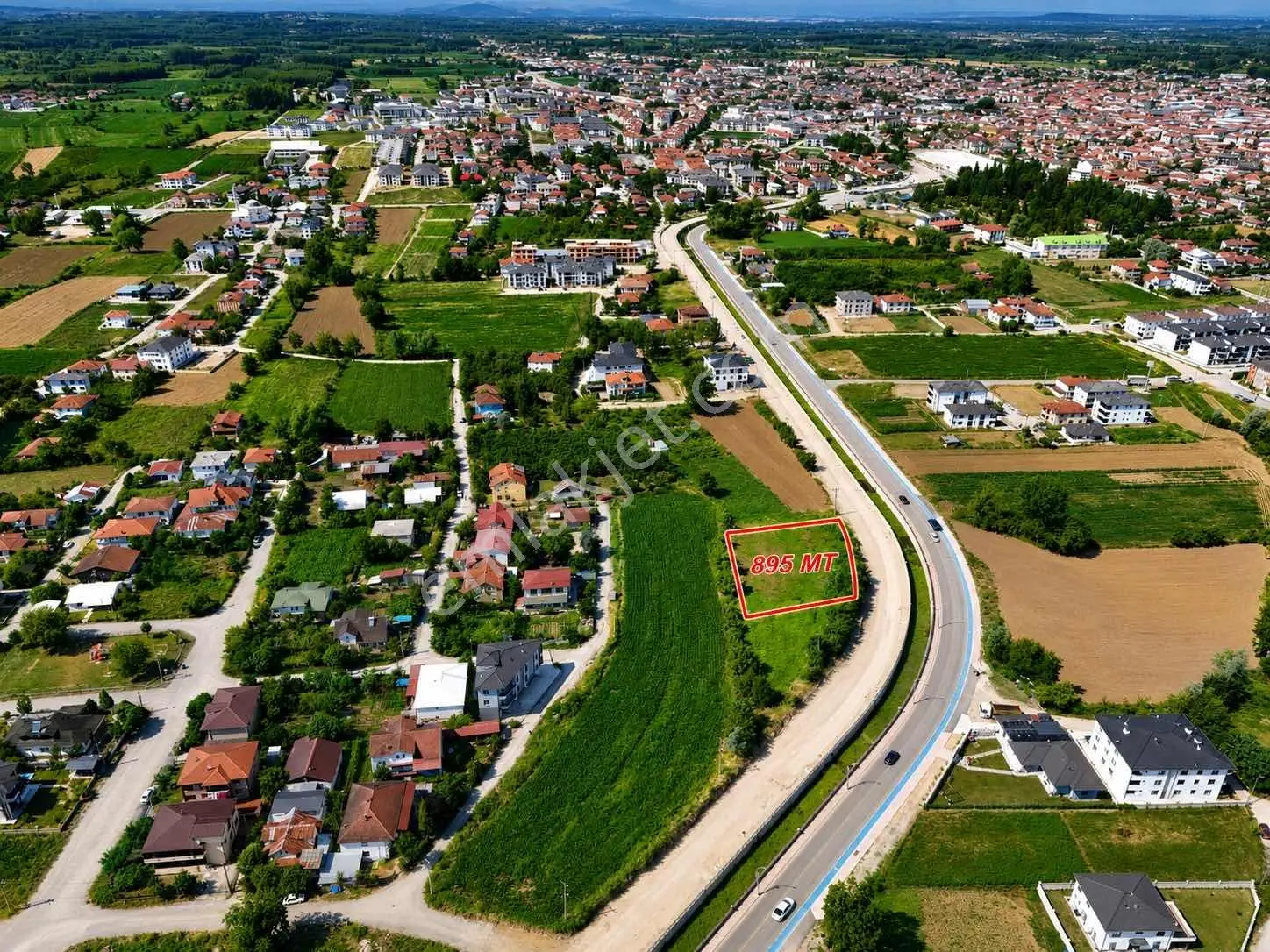 Mg Emlak | 895 M² Köşe Parsel Ana Yola Cephe Satılık Arsa — fotoğraf 4