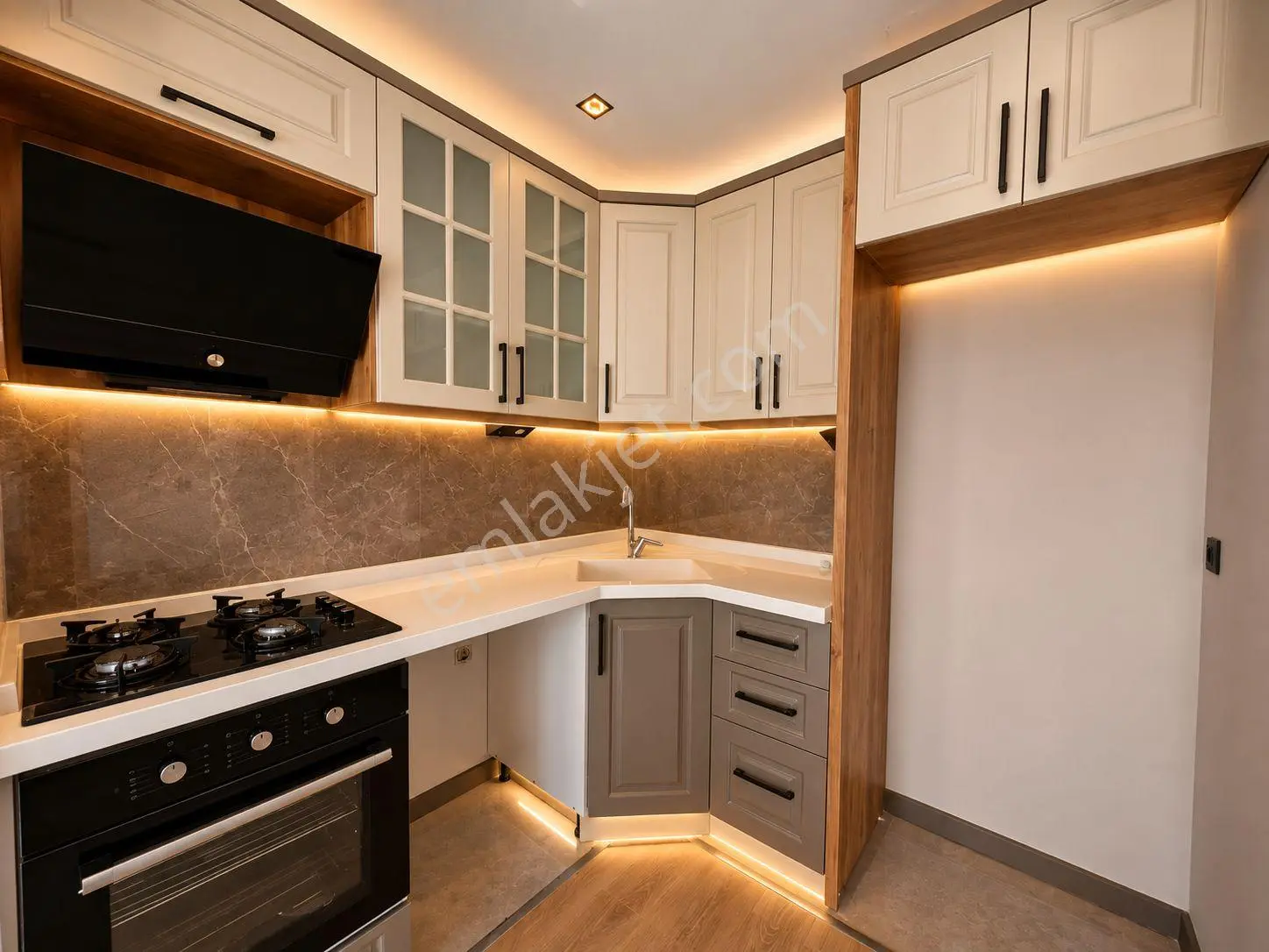 Aktif'ten Zeytinli'de Satılık Ön Cephe Doğa İle İç İçe Harika 1+1 Daire — fotoğraf 6