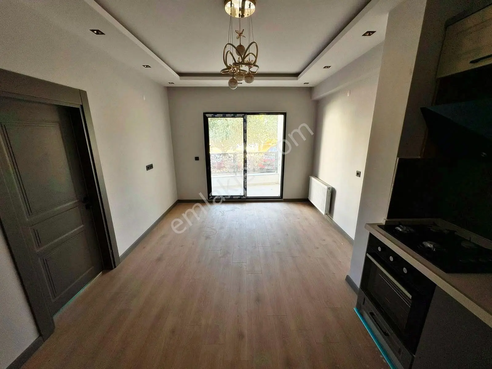 Aktif'ten Zeytinli'de Satılık Ön Cephe Doğa İle İç İçe Harika 1+1 Daire — fotoğraf 14