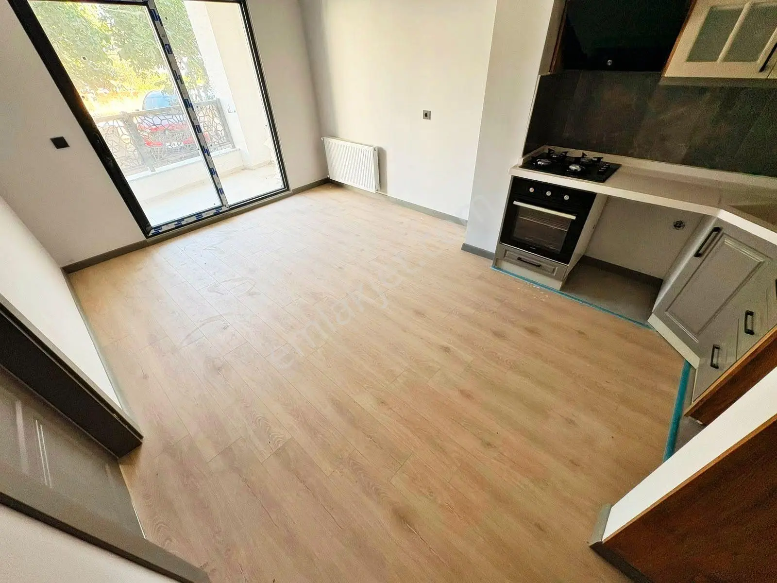 Aktif'ten Zeytinli'de Satılık Ön Cephe Doğa İle İç İçe Harika 1+1 Daire — fotoğraf 16