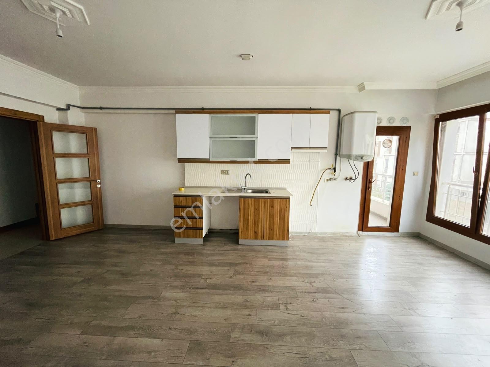 Özkan'dan Hastane Yanı Toki'de 5 Yaş 2+1 95 M² Satılık Daire — fotoğraf 3