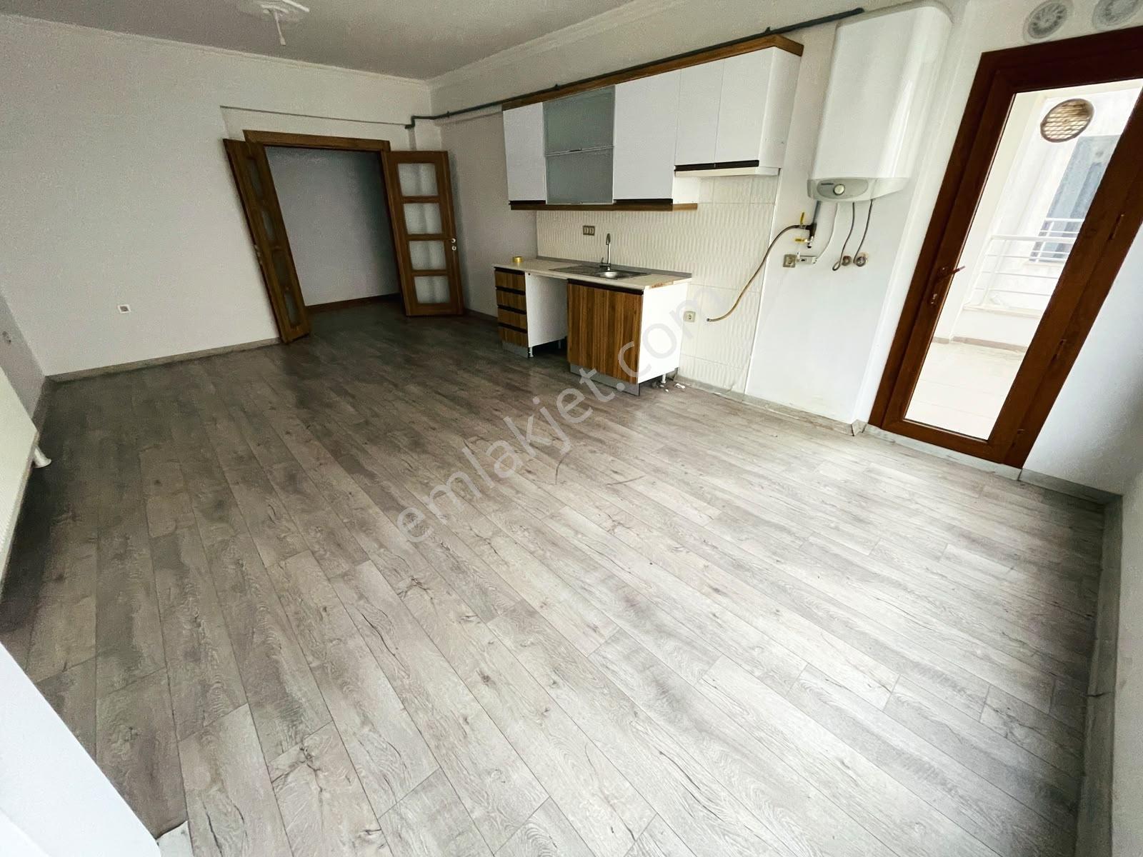Özkan'dan Hastane Yanı Toki'de 5 Yaş 2+1 95 M² Satılık Daire — fotoğraf 5