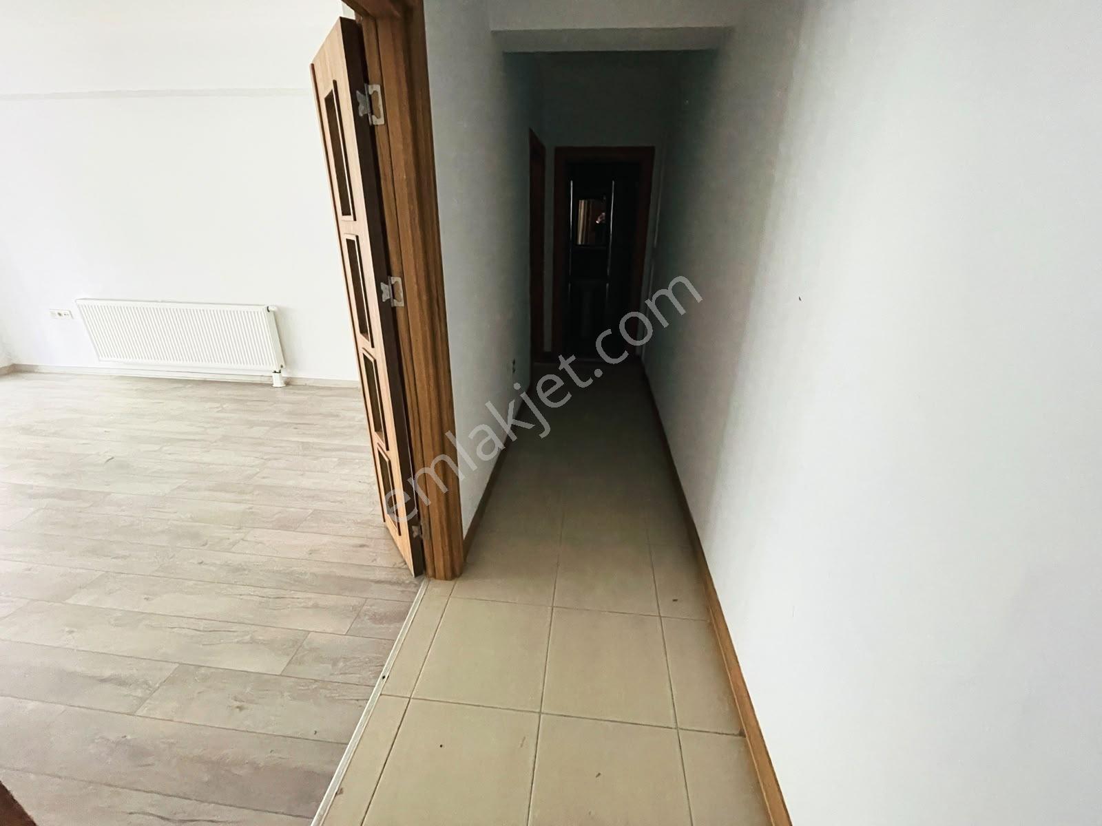 Özkan'dan Hastane Yanı Toki'de 5 Yaş 2+1 95 M² Satılık Daire — fotoğraf 15