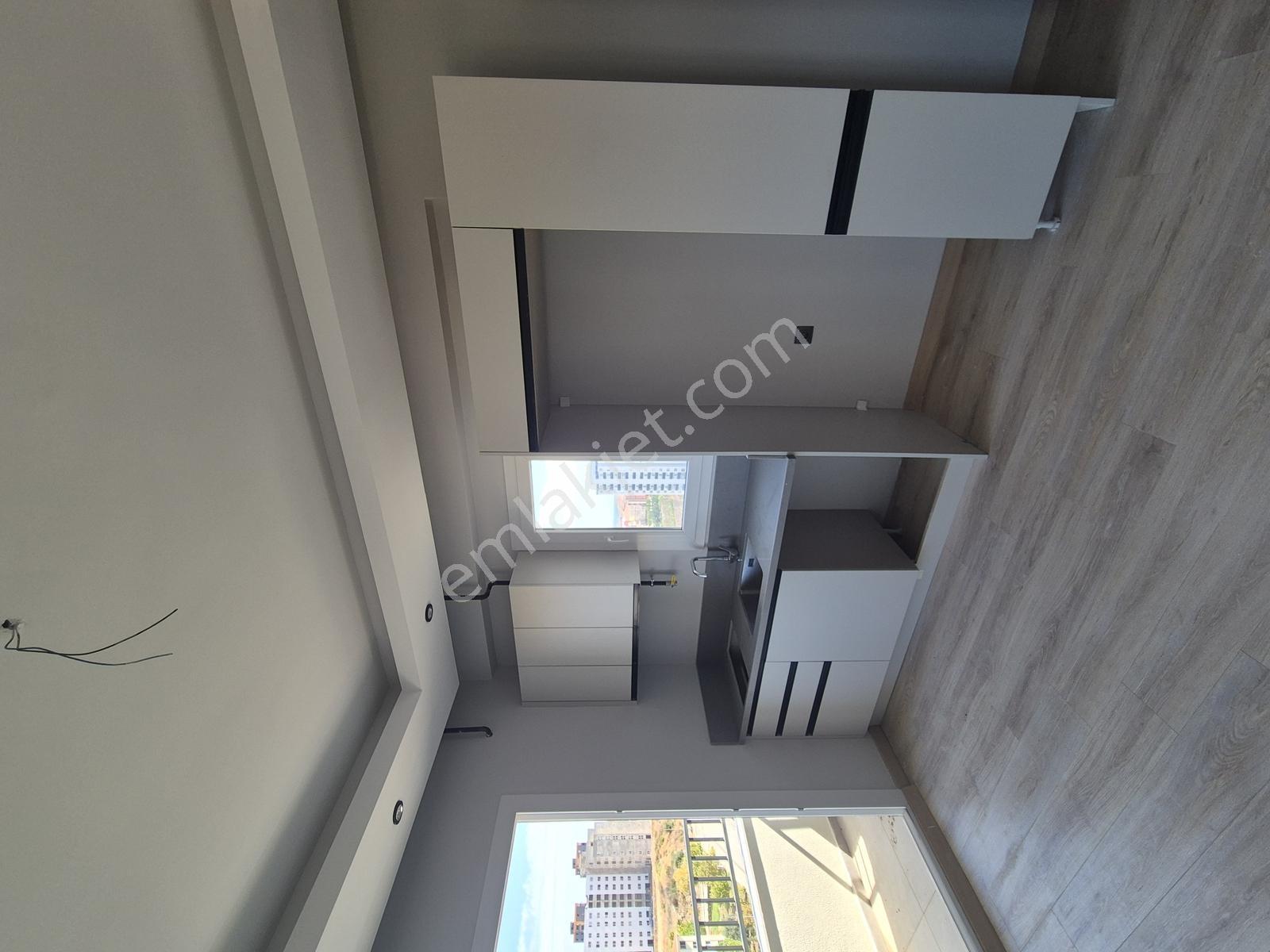 Ertuğrulgazi'de 1+1 Yeni Bina 7/24 Güvenlikli Site İçi Satılık — fotoğraf 4