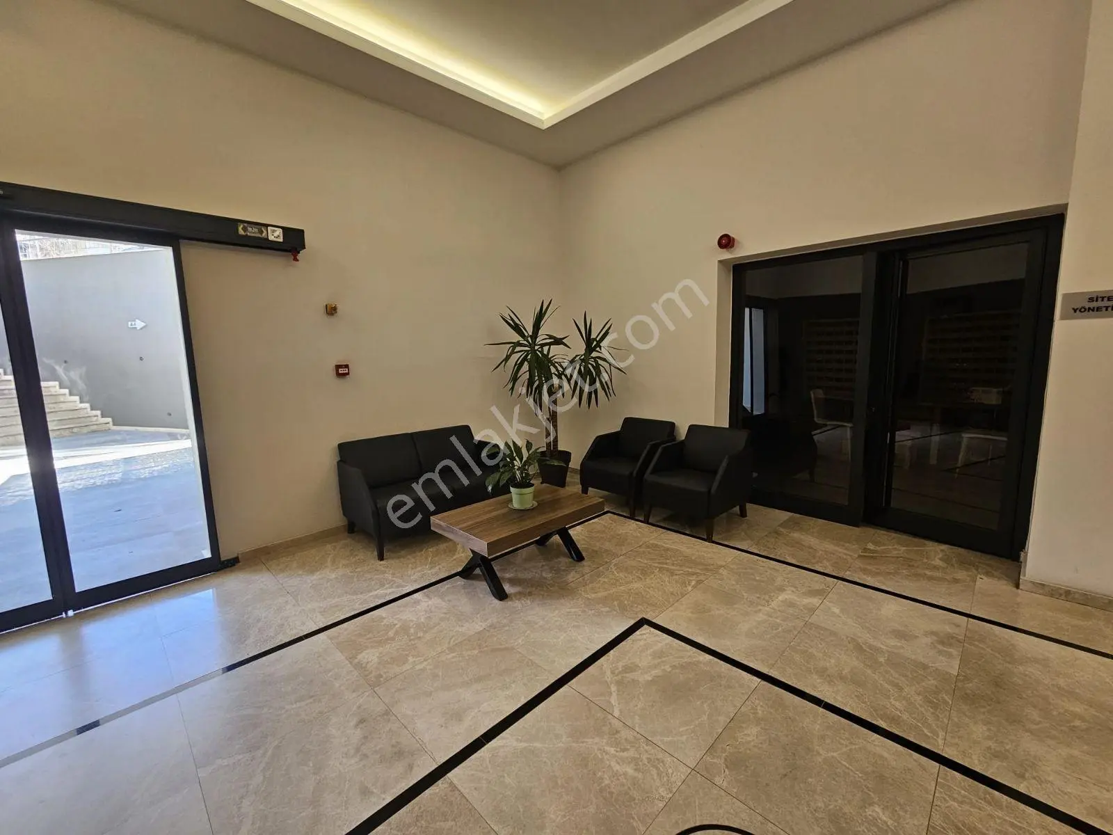Sınırsız Kredi İmkanıyla Satılık Avm Cephe Daire 1+1 — fotoğraf 13