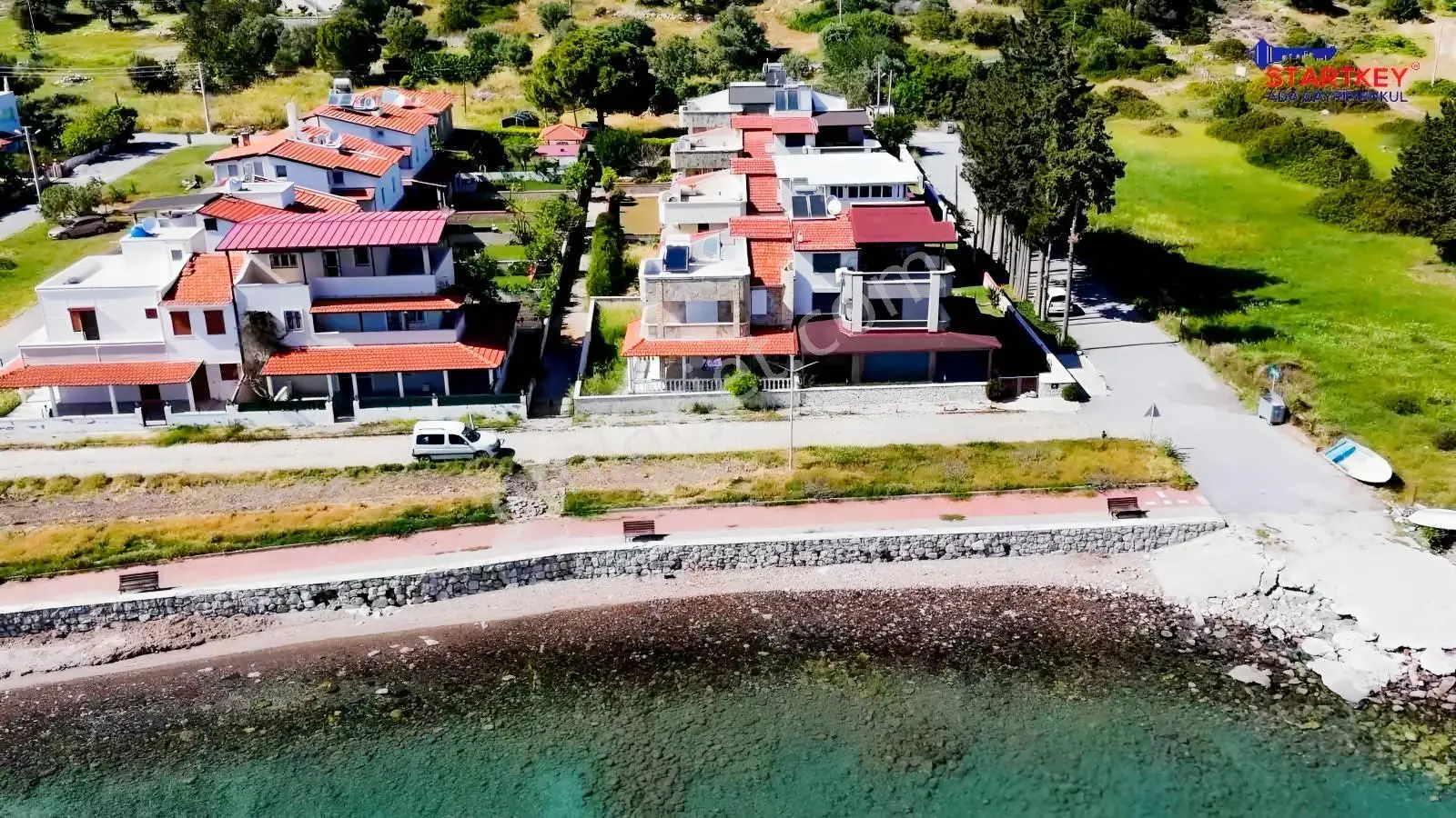 Mordoğan Manal'da Denize Sıfır 3+1 Özel Mülk — fotoğraf 8