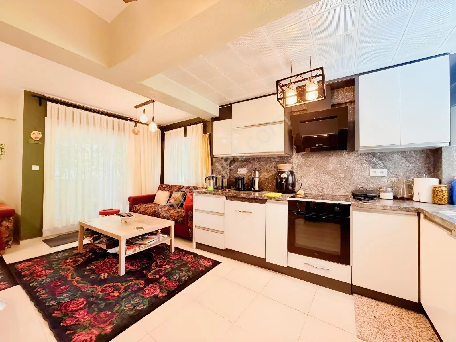 Karaburun Bozköy De Satılık 4+2 Müstakil Villa
