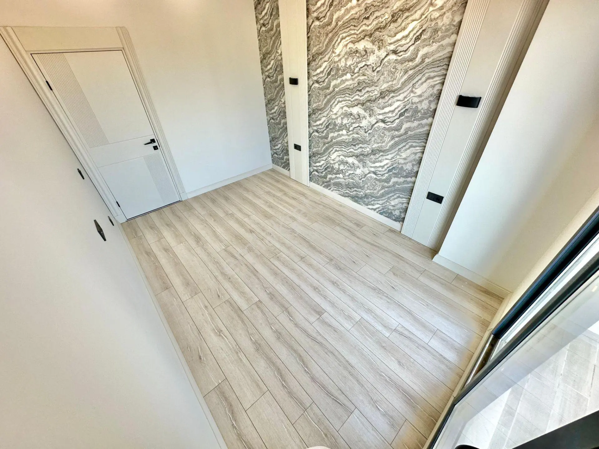꧁ Ay Emlaktan꧂güre'de Lüks Sitede Kuş Çıvıltılarıyla Huzur Bulacağınız Satılık 1+1 Şık Daire — fotoğraf 12