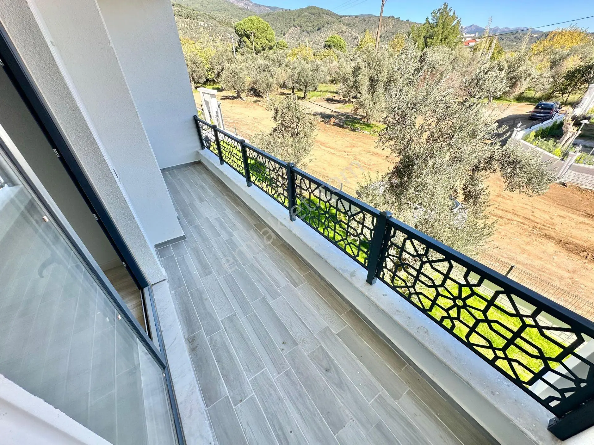 ꧁ Ay Emlaktan꧂güre'de Lüks Sitede Kuş Çıvıltılarıyla Huzur Bulacağınız Satılık 1+1 Şık Daire — fotoğraf 18