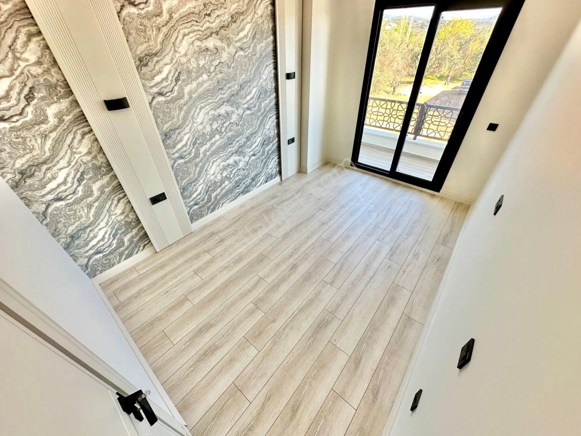 ꧁ Ay Emlaktan꧂güre'de Lüks Sitede Kuş Çıvıltılarıyla Huzur Bulacağınız Satılık 1+1 Şık Daire — fotoğraf 20