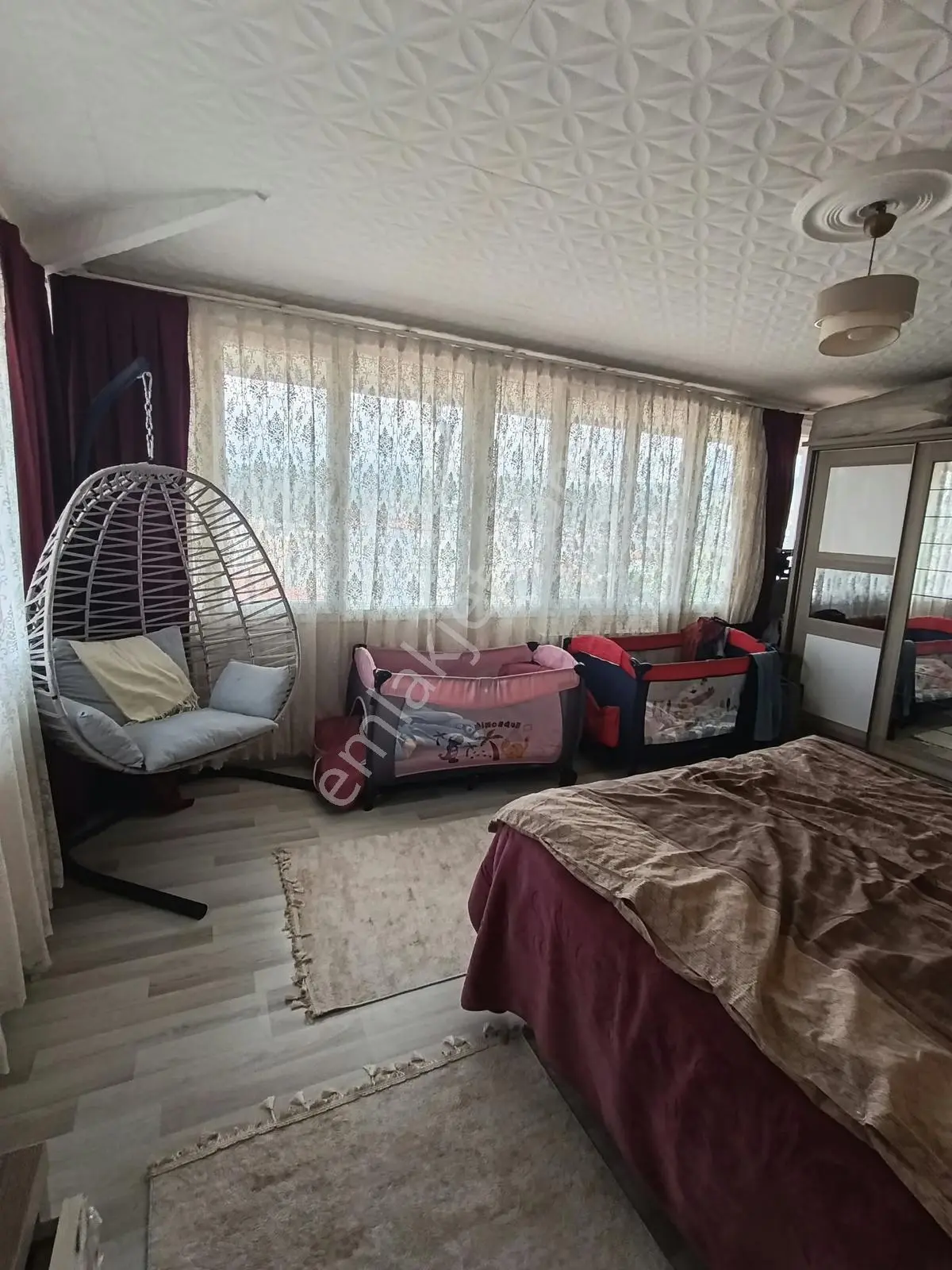 Oflaz Emlaktan Satılık 3+1 Daire — fotoğraf 2