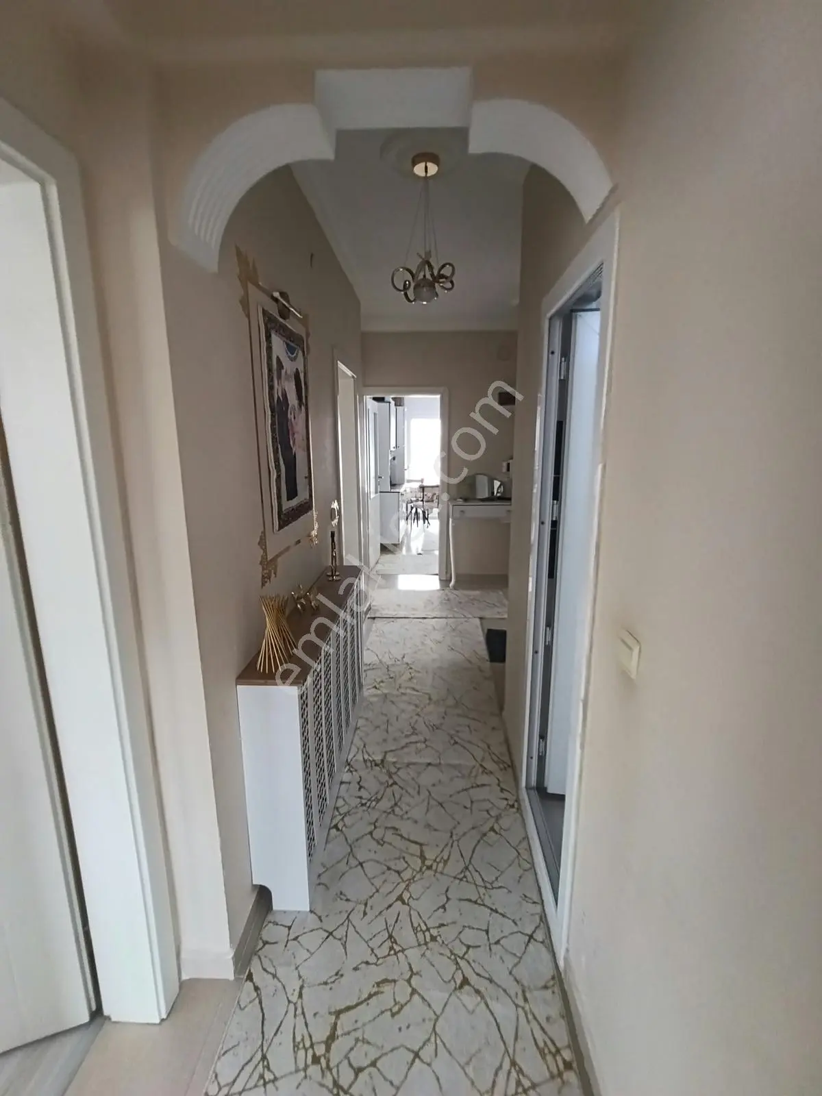 Oflaz Emlaktan Satılık 3+1 Daire — fotoğraf 5