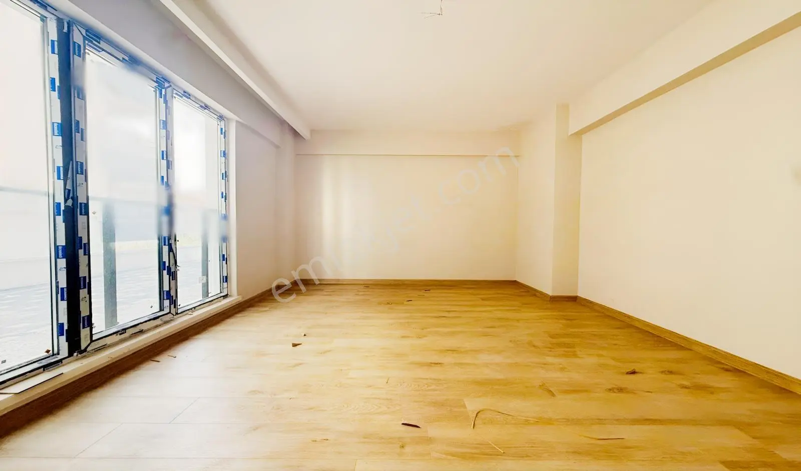 Vadi'den Hisarda Yeni Binada Modern Tasarımlı 2+0! — fotoğraf 9