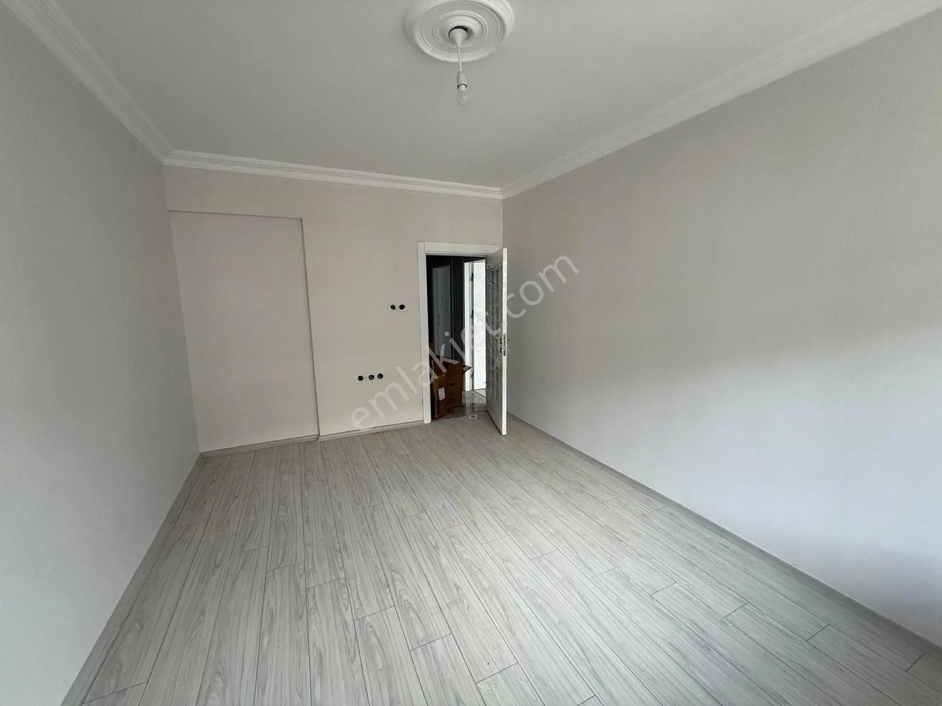 Cumhuriyet Mahallesi Koç Okul Yanı Satlık 3+1 Sıfır Yapılı Daire — fotoğraf 4