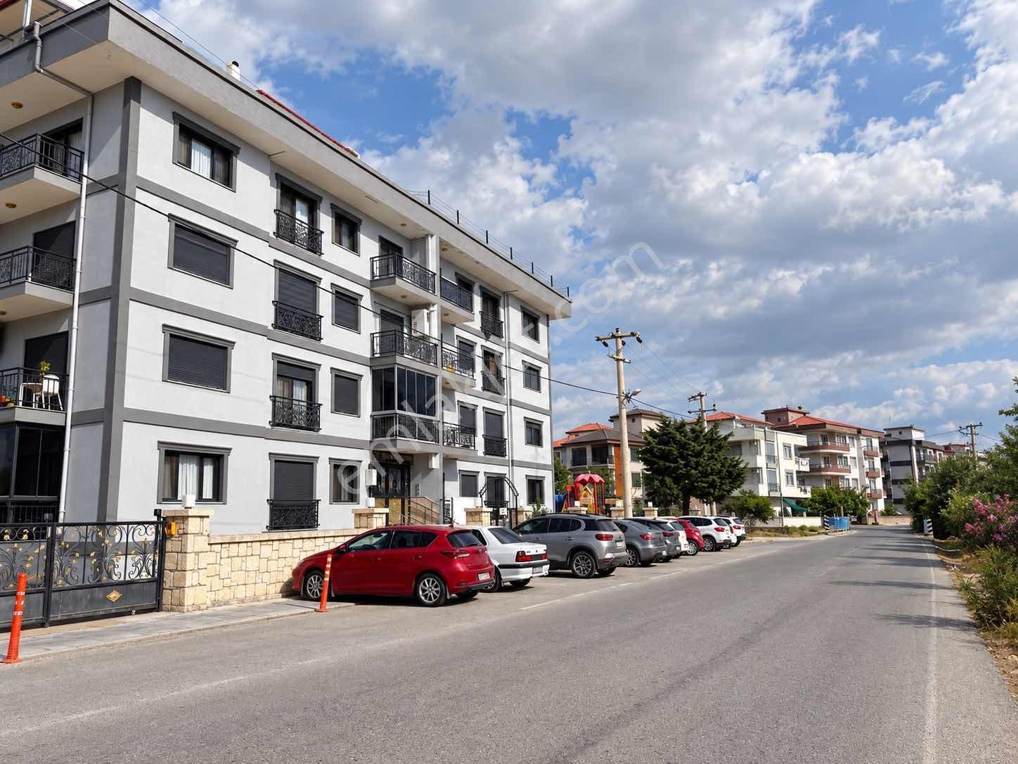 Seferihisarın En Geniş Dairelesi 4+2teraslı Önü Kapanmaz Manzara — fotoğraf 2