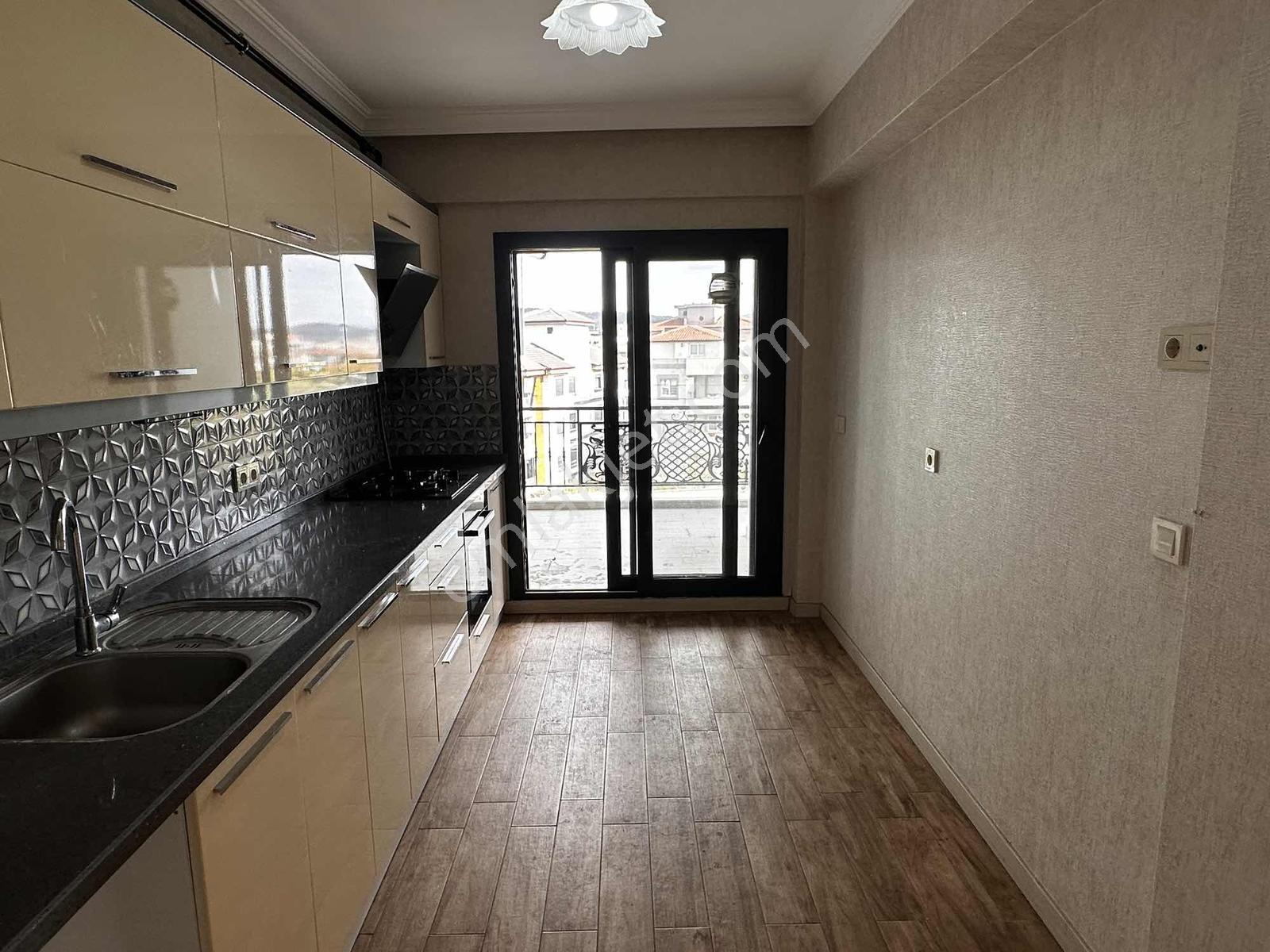 Seferihisarın En Geniş Dairelesi 4+2teraslı Önü Kapanmaz Manzara — fotoğraf 11