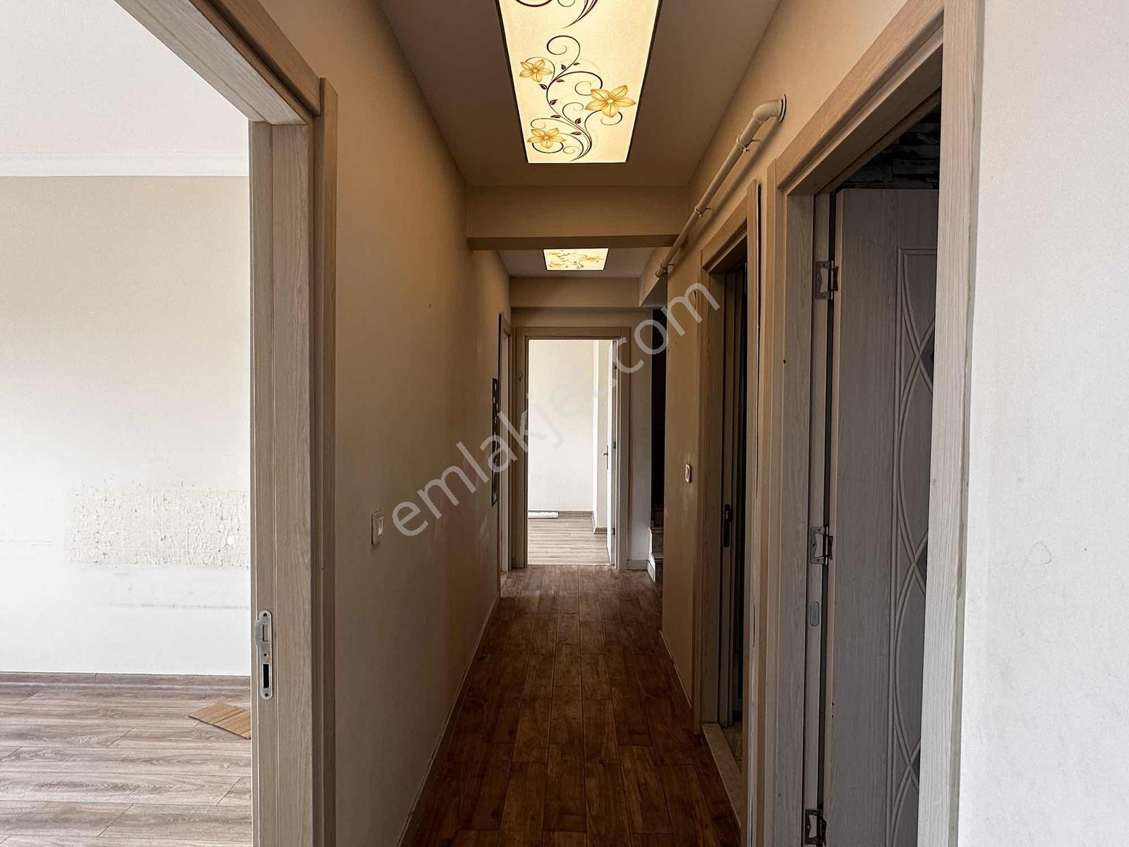 Seferihisarın En Geniş Dairelesi 4+2teraslı Önü Kapanmaz Manzara — fotoğraf 18