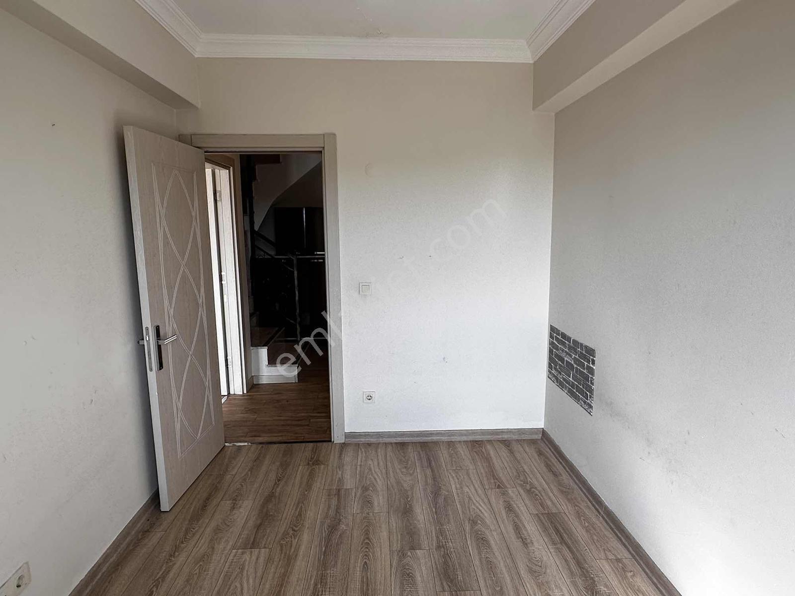 Seferihisarın En Geniş Dairelesi 4+2teraslı Önü Kapanmaz Manzara — fotoğraf 19
