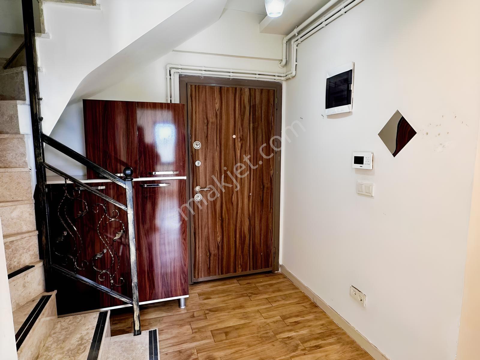Seferihisarın En Geniş Dairelesi 4+2teraslı Önü Kapanmaz Manzara — fotoğraf 26