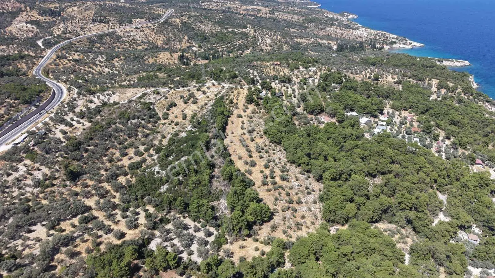 Startkey Ada Gayrimenkul'den Boyabağ Koyunda 12.300 M2 Tarla — fotoğraf 5
