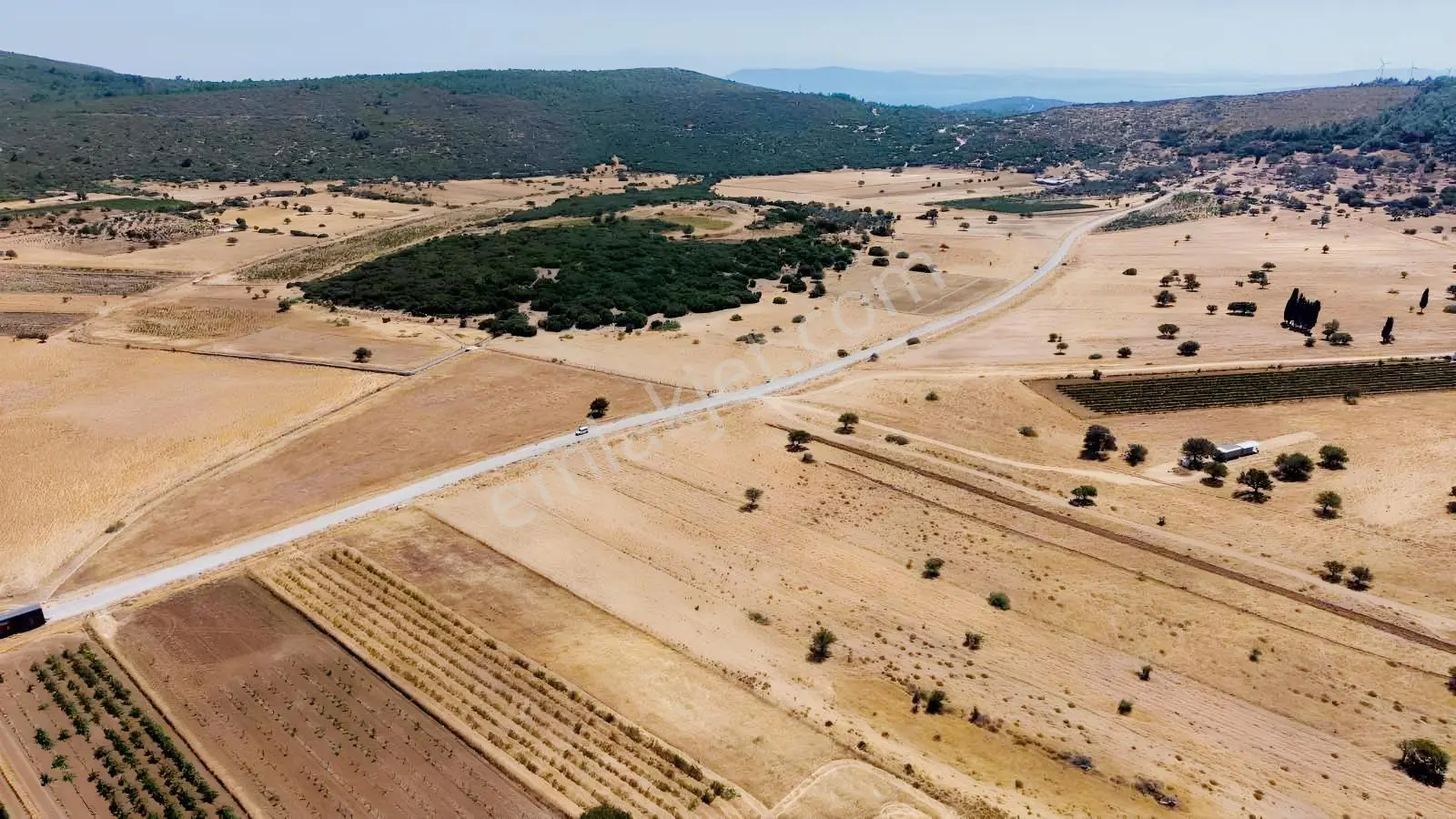 Startkey Ada Gayrimenkul'den Ovacıkta 1.350 M2 Düz Arazi — fotoğraf 23