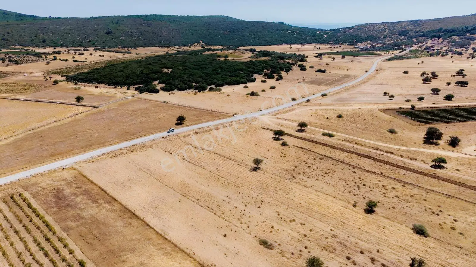 Startkey Ada Gayrimenkul'den Ovacıkta 1.350 M2 Düz Arazi — fotoğraf 25