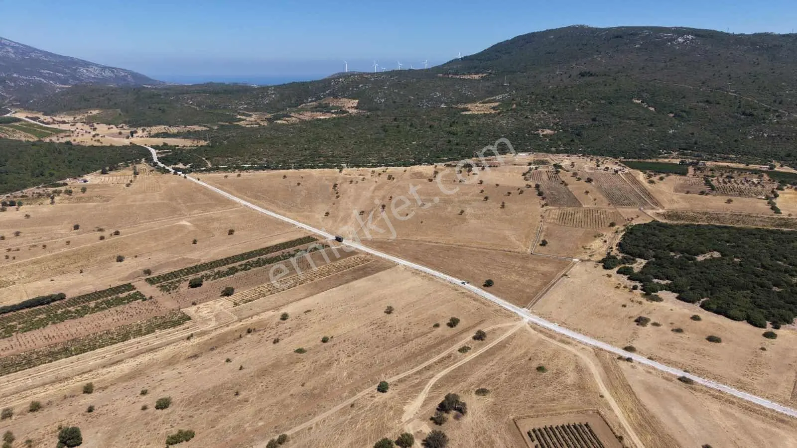 Startkey Ada Gayrimenkul'den Ovacıkta 1.350 M2 Düz Arazi — fotoğraf 38