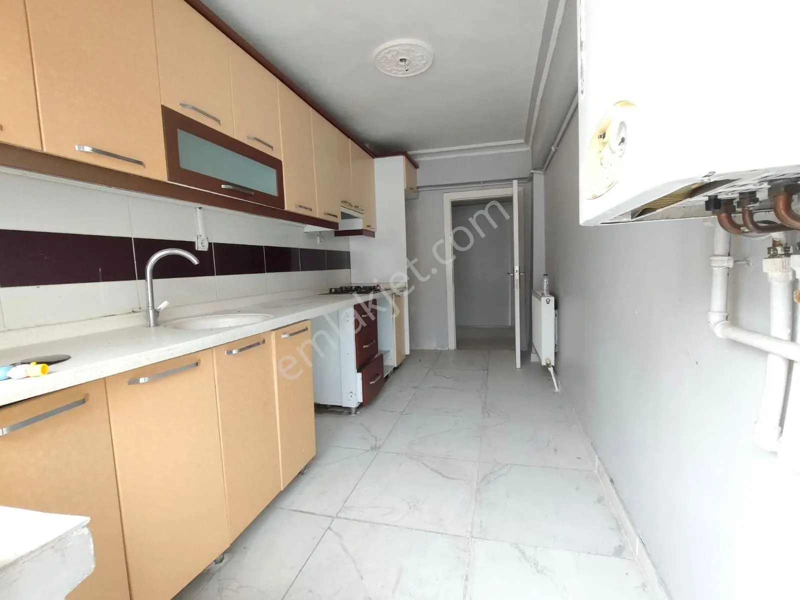 Yılmaz Gayrımenkulden 5+1 Teras 4 Son Kat Ful Yapılı Icınde Kıracı Var Yatırımlık Emsalının Altında — fotoğraf 28