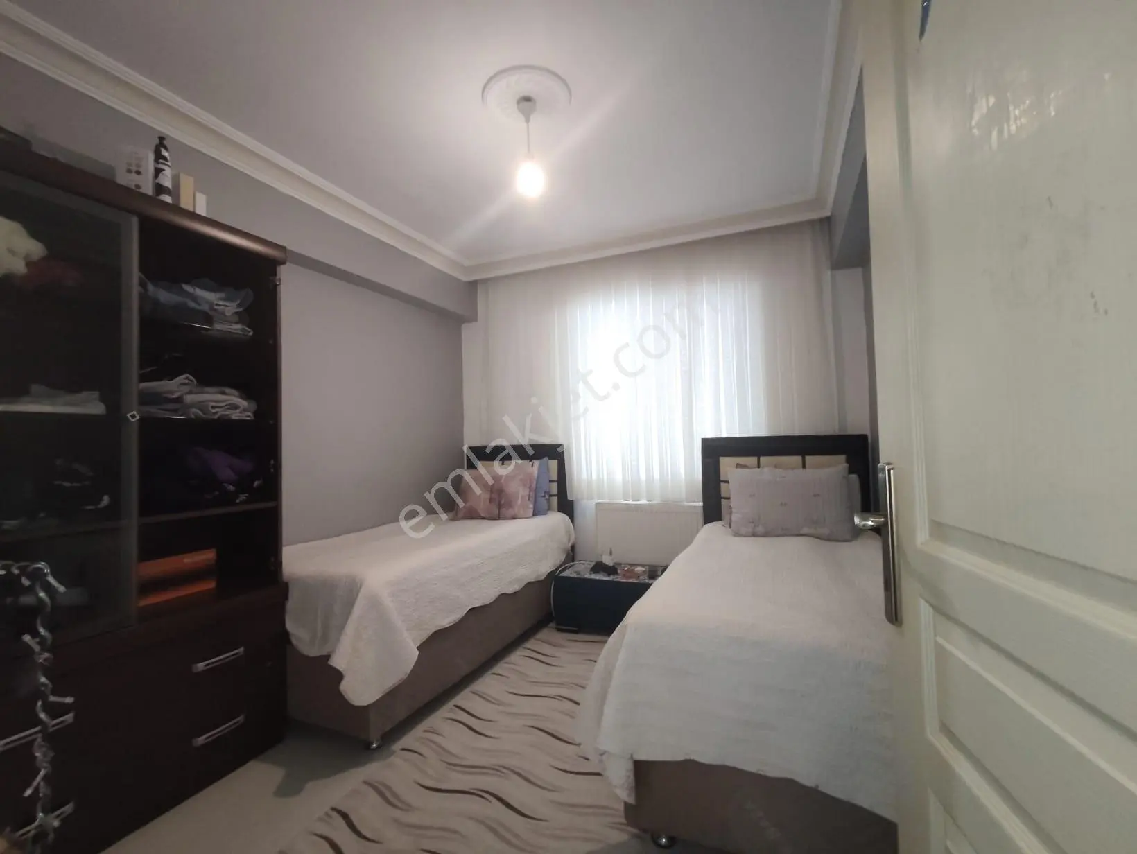 Yılmaz Gayrımenkulden Ebeveyn Banyolu Geniş M2 3+1 Satılık Daire — fotoğraf 11