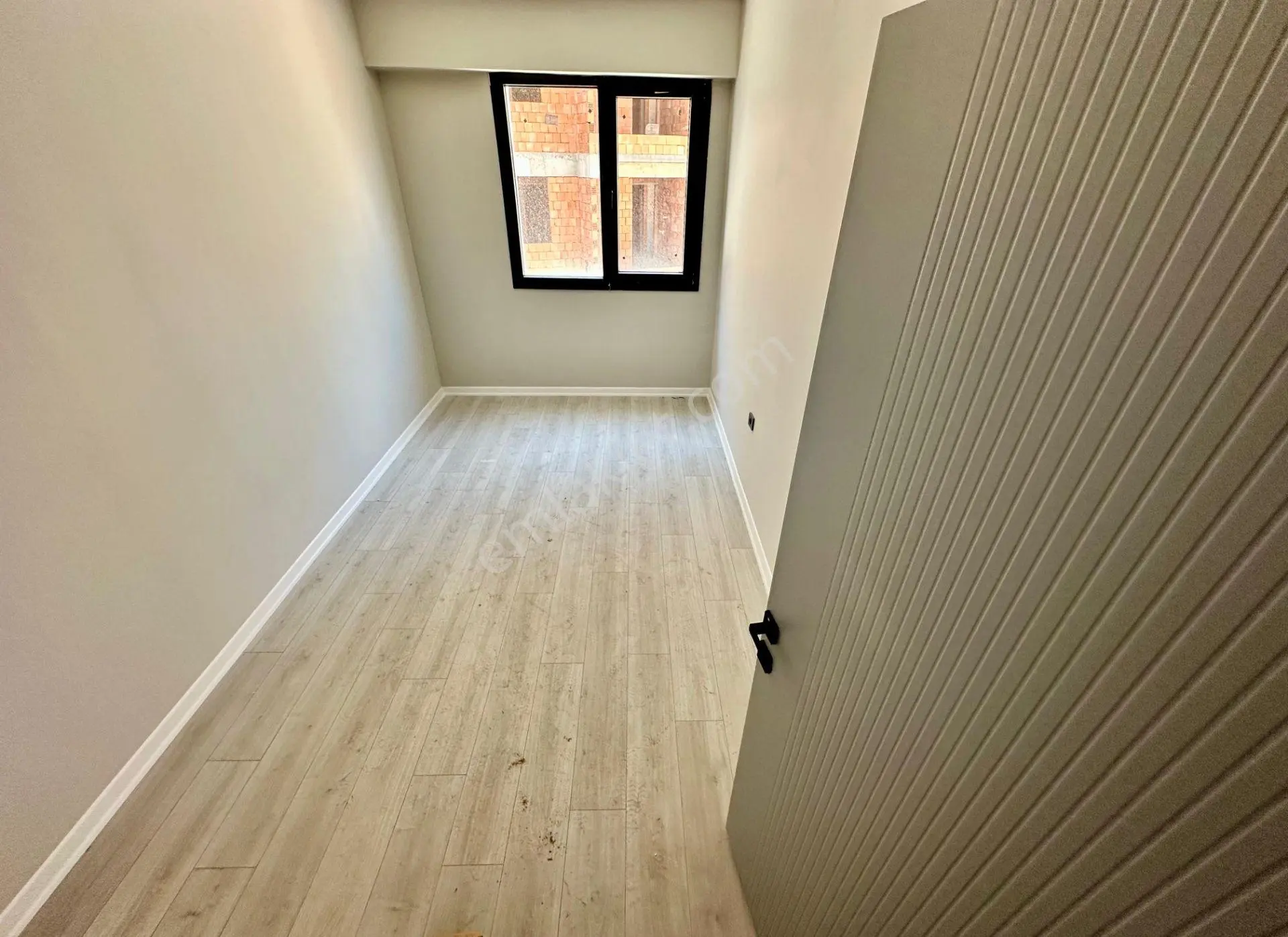 ꧁ay Emlaktan꧂kazdağları Eteklerinde Yüzme Havuzlu Deniz Manzaralı Ön Cephe Satılık 2+1 Lüks Daire — fotoğraf 15