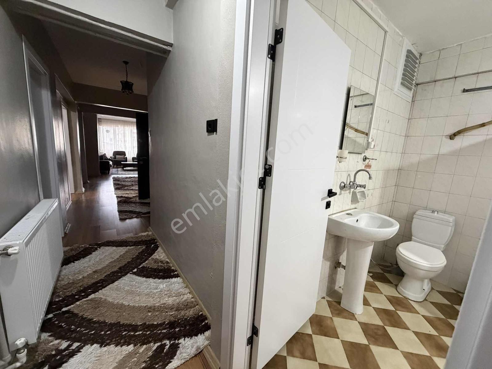 Satılık 3+1 Daire Veya Ofis Eşyalı İçi Yenilenmiş Çark Caddesi — fotoğraf 15