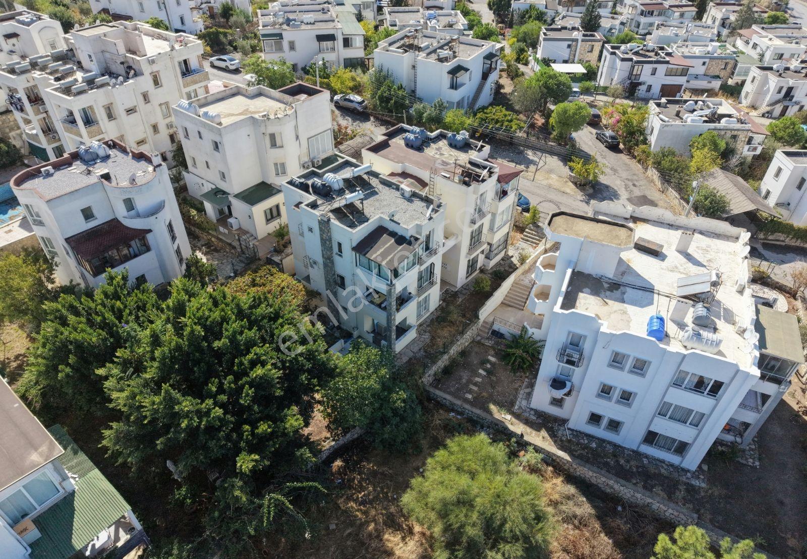 Bitez'de Satilik 2+1 Arakat Daire — fotoğraf 3