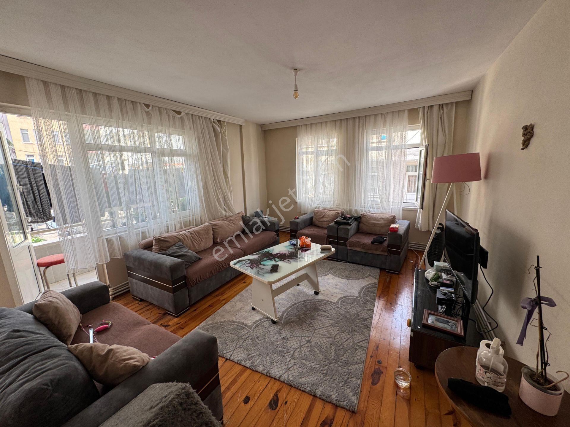 Selimiye Mahallesi Satılık 2+1 Merkezi Konumlu Daire — fotoğraf 12