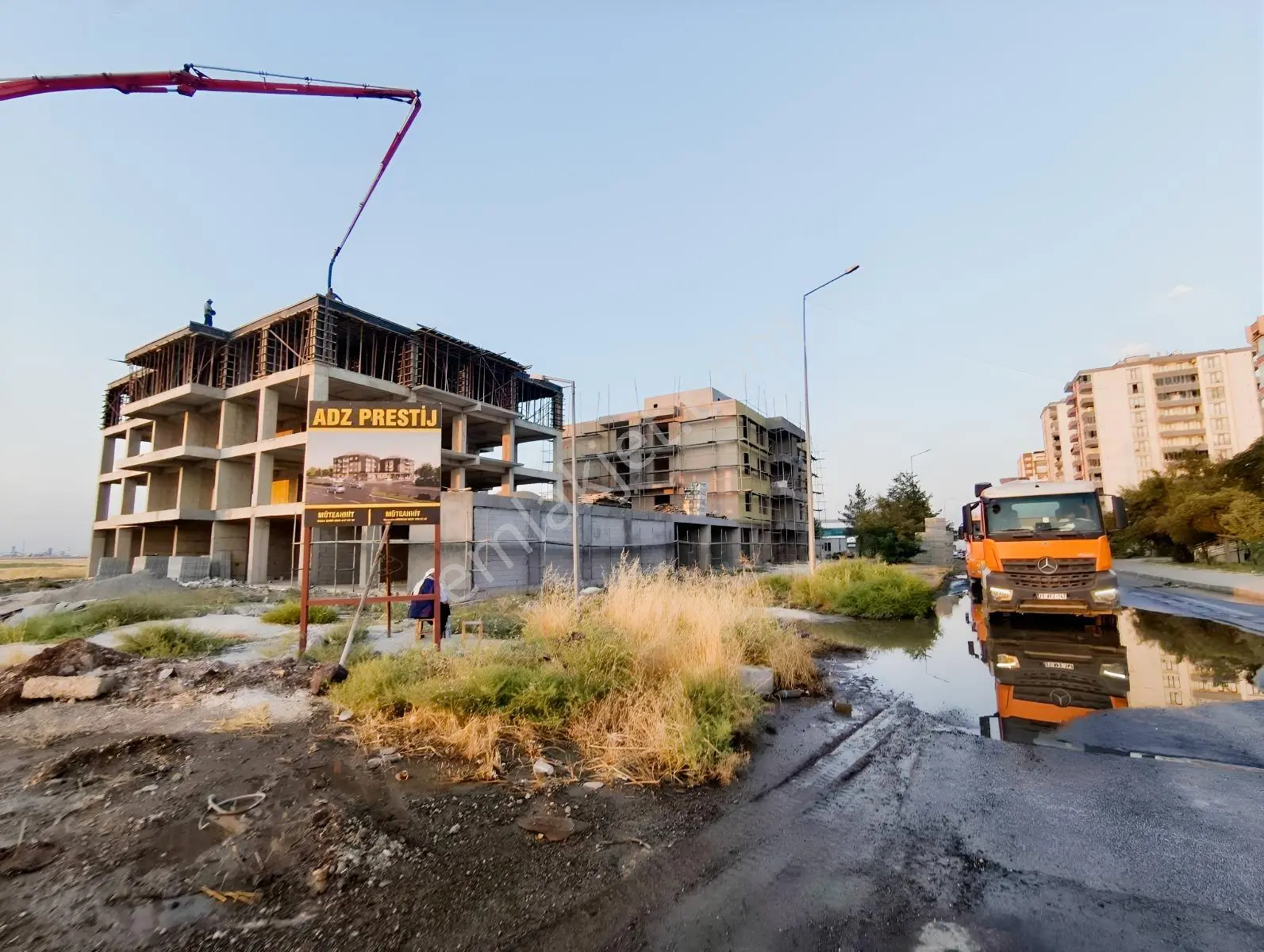 Satılık 2+1 Daire Üçkuyu Edebıyat Park Civarı — fotoğraf 2