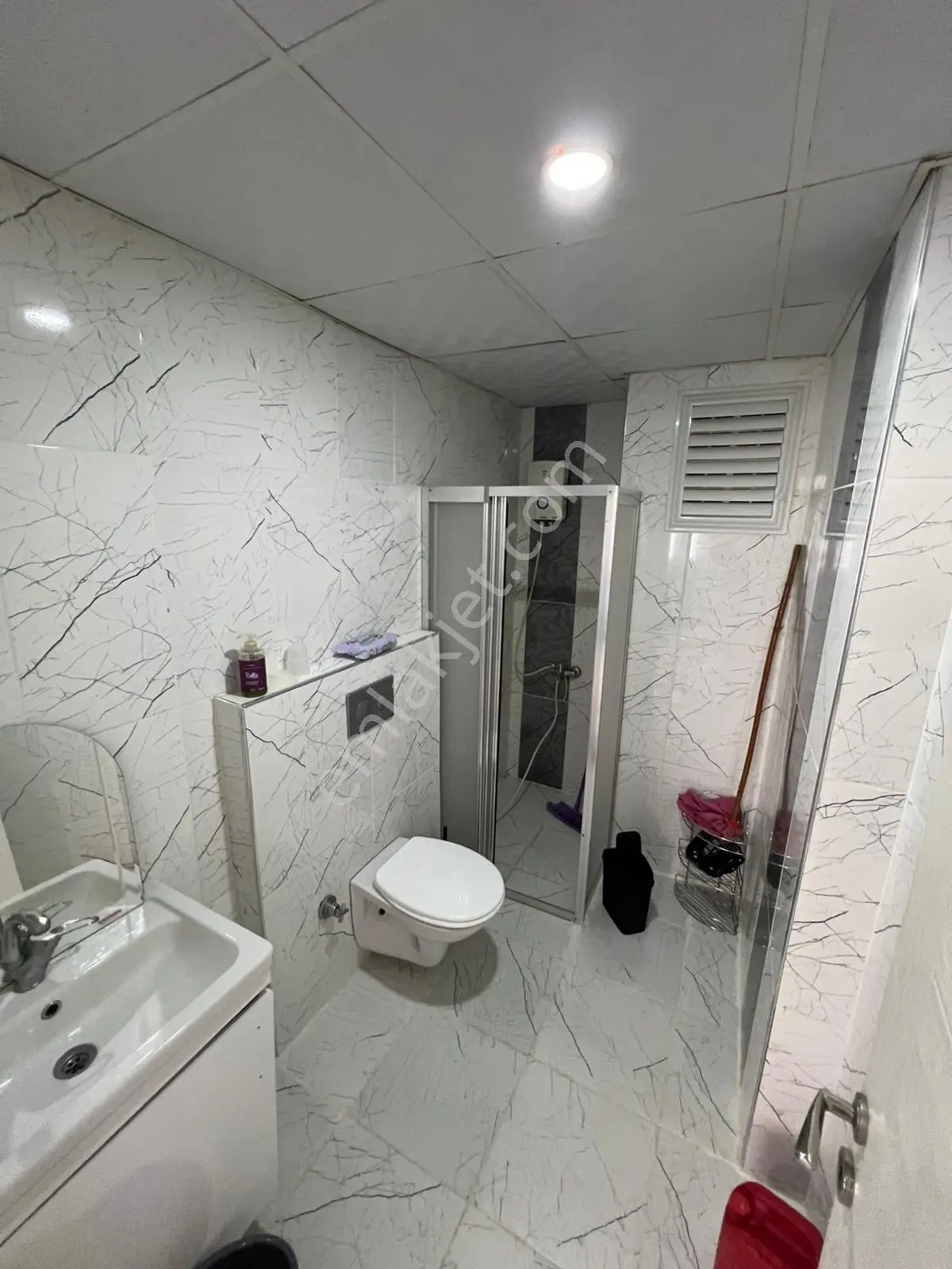 Adana Sarıçam Gültepe'de Bulvar Üzerinde Yeşil Fırına Yakın Satılık Eşyalı 1+1 Balkonlu Daire — fotoğraf 4
