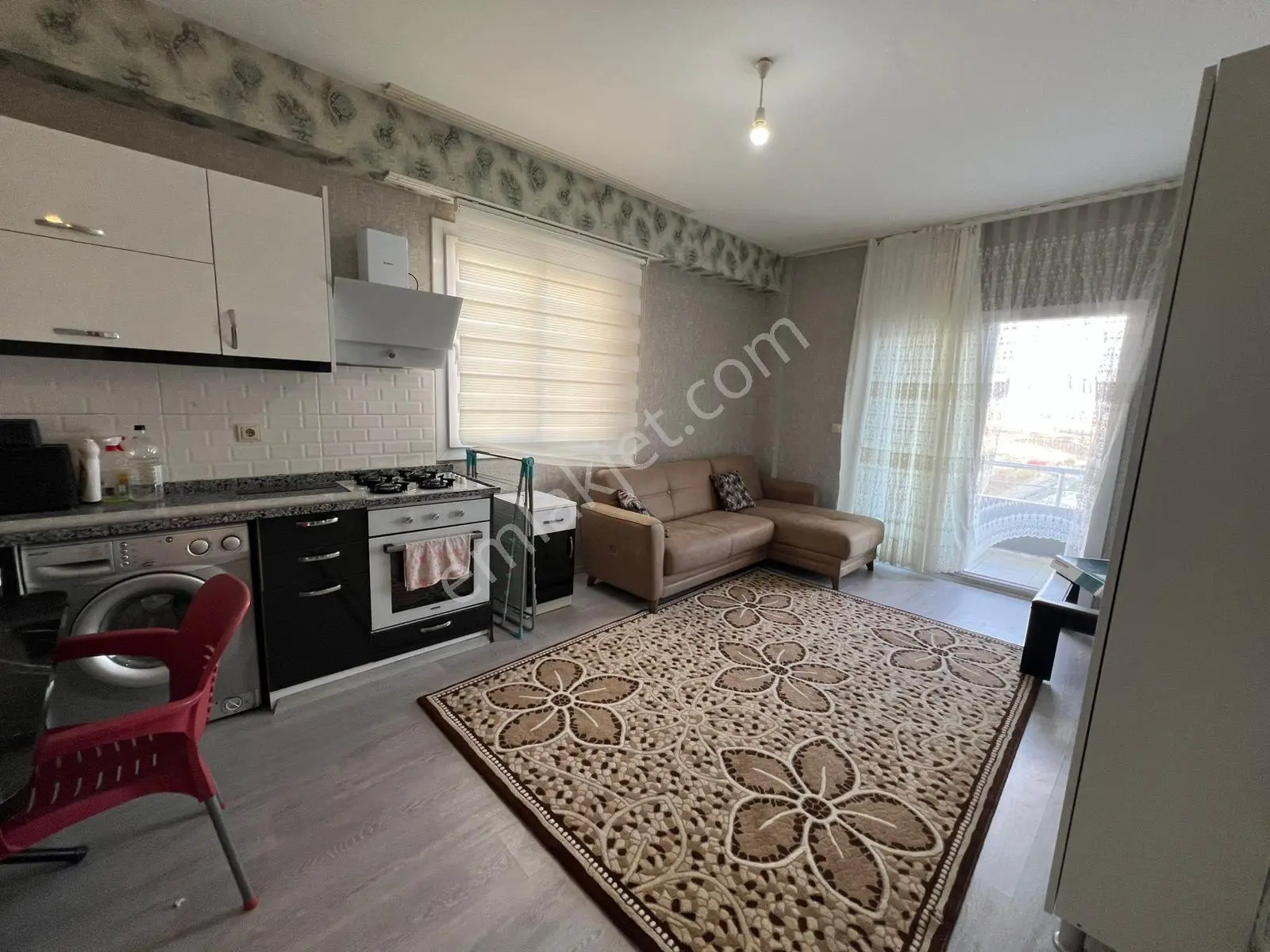 Adana Sarıçam Gültepe'de Bulvar Üzerinde Yeşil Fırına Yakın Satılık Eşyalı 1+1 Balkonlu Daire — fotoğraf 5