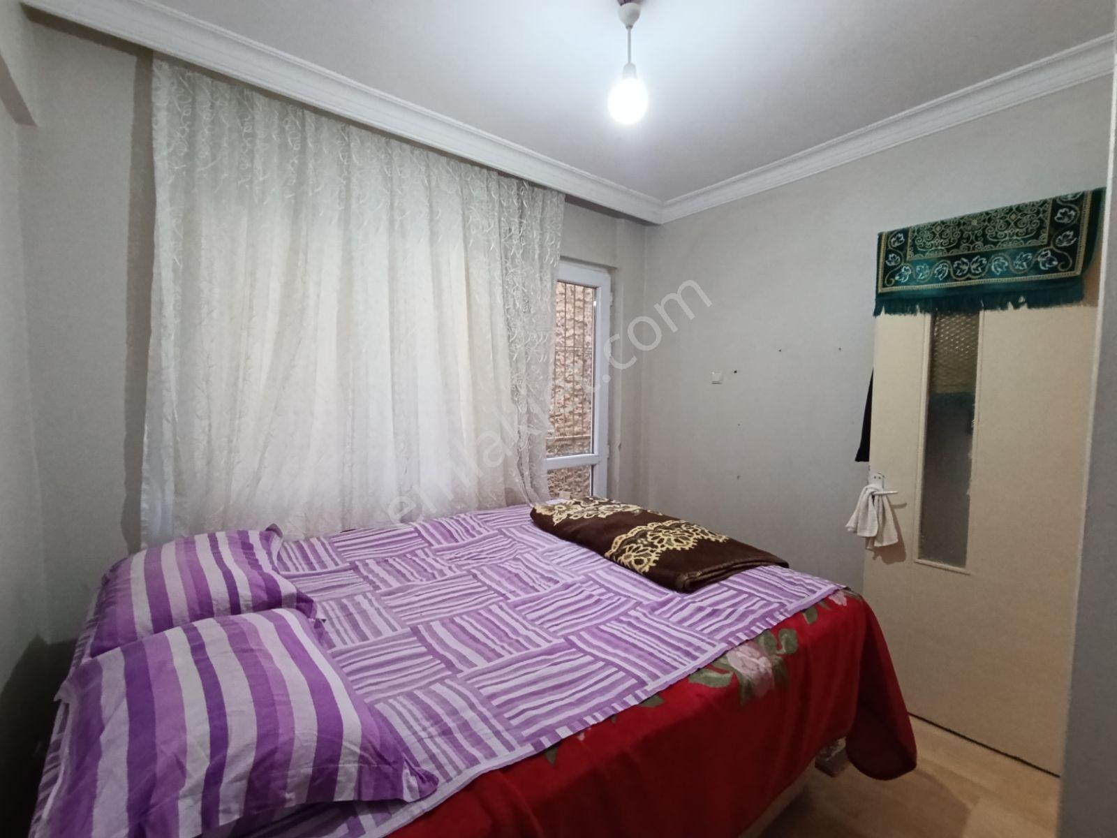Alsancak Merkezinde Satılık 2+1 — fotoğraf 15
