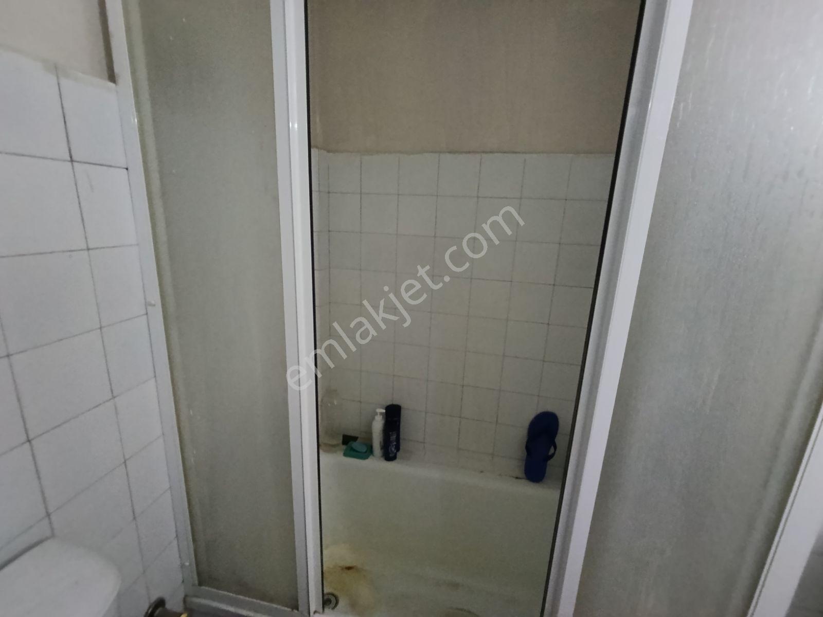 Alsancak Merkezinde Satılık 2+1 — fotoğraf 20