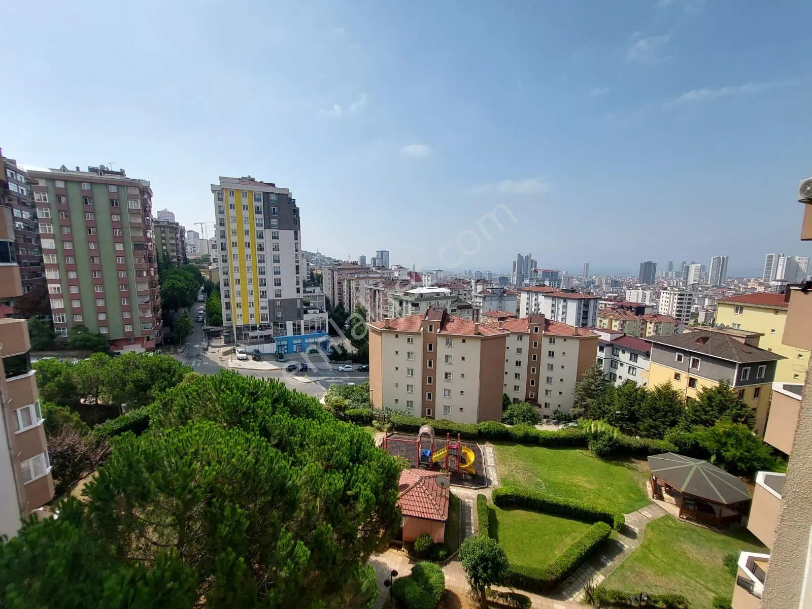 Mertcan'dan Hürriyet Mah İskanlı Site İçi Deniz Manzaralı Balkonlu 3+1 Daire — fotoğraf 31