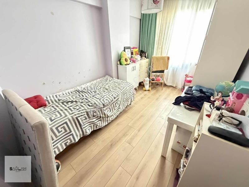 Sağlam'dan Feneryolun'da Özgürlük Parkı Önünde 3+1 Satılık Daire — fotoğraf 12