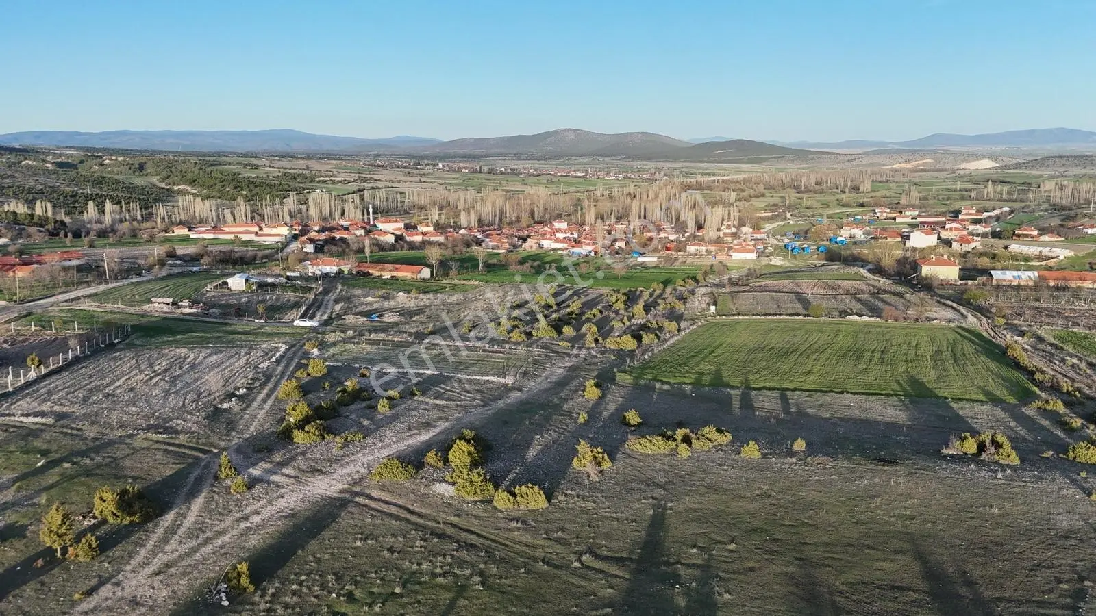 Kütahya / Emet /501 M² İmarlı Arsa Müstakil Tapu — fotoğraf 6