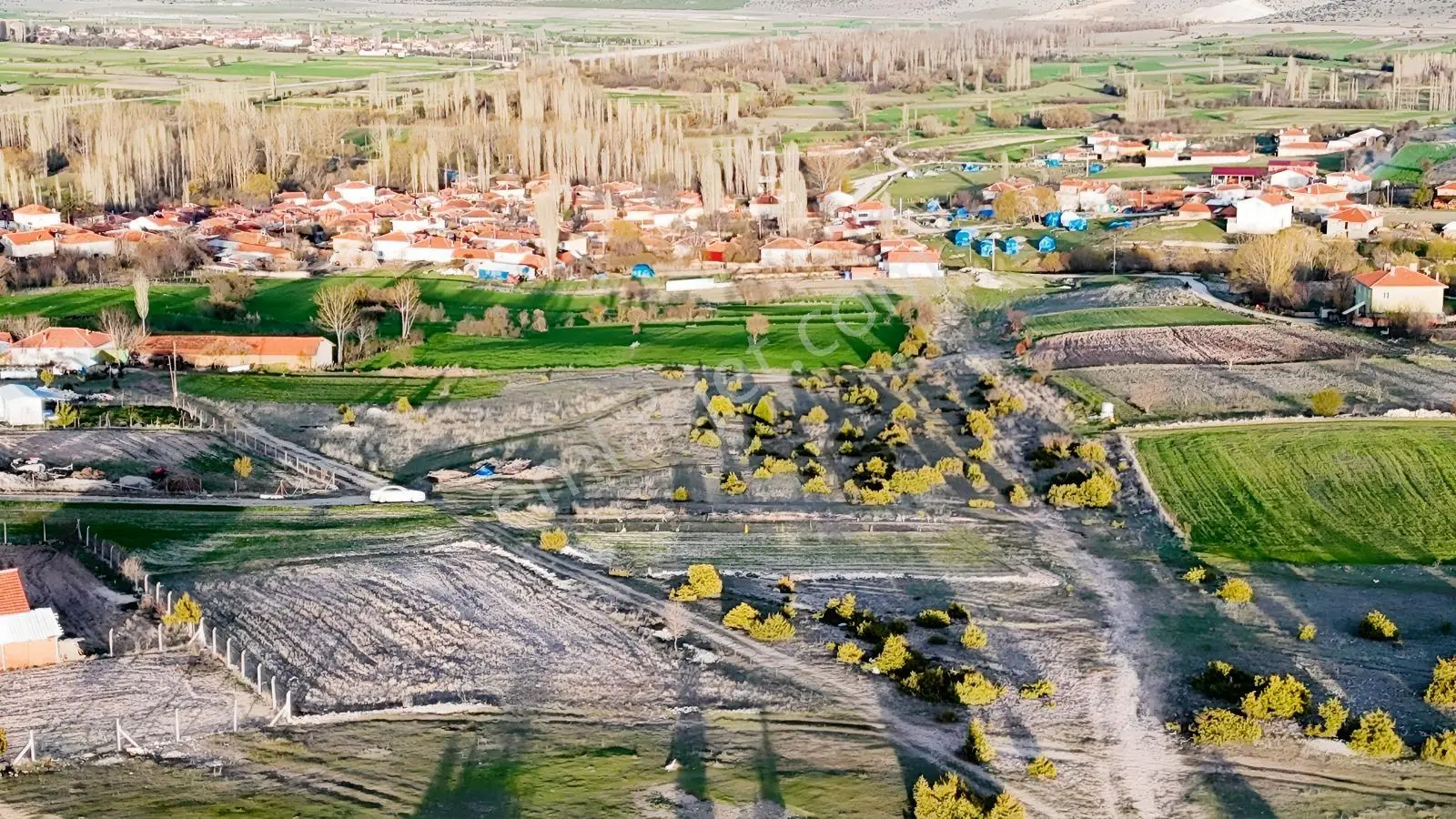Kütahya / Emet /501 M² İmarlı Arsa Müstakil Tapu — fotoğraf 11
