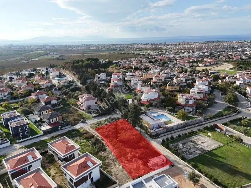 Kuşadası Soğucak 600m2 İmarlı Köşe Konum Arsa. — fotoğraf 10