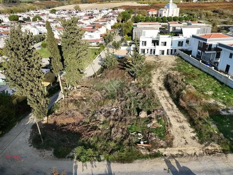 Kuşadası Soğucak 600m2 İmarlı Köşe Konum Arsa. — fotoğraf 15