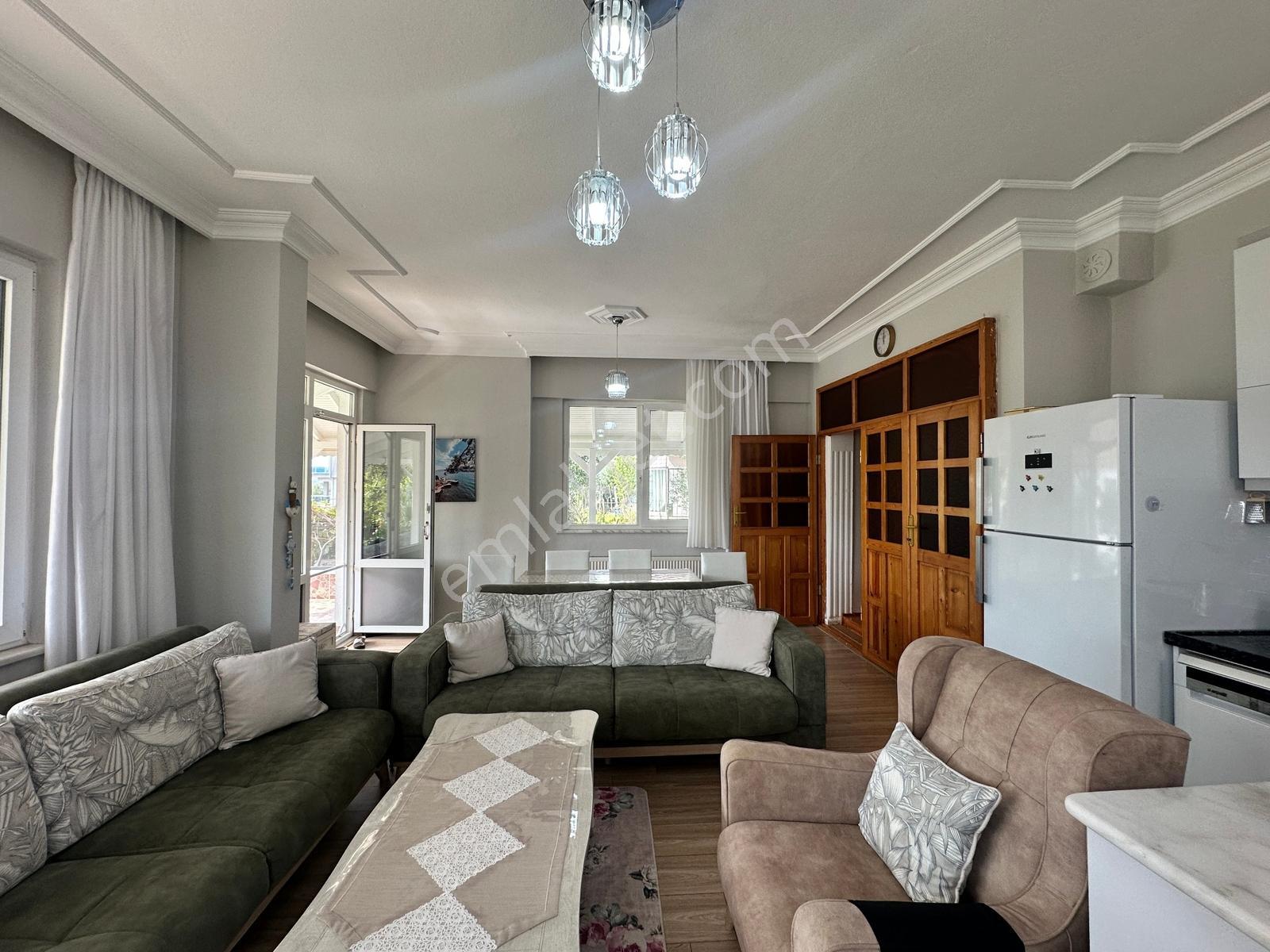Turyaptan Çınarcık Yalı'da Denize 600 Mt Mesafede Müstakil Villa — fotoğraf 5