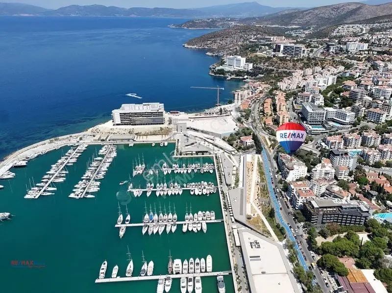 Kuşadası Marinada Deniz Manzaralı, Geniş Ve Ferah 4+1 Daire — fotoğraf 26