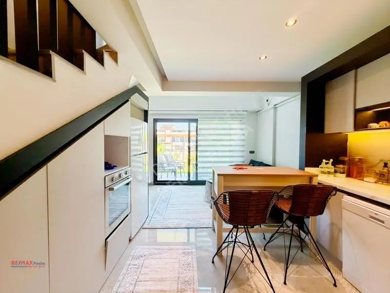 Kuşadası Değirmendere Mevkii Bahçeli 1+1 Satılık Loft Daire... — fotoğraf 5
